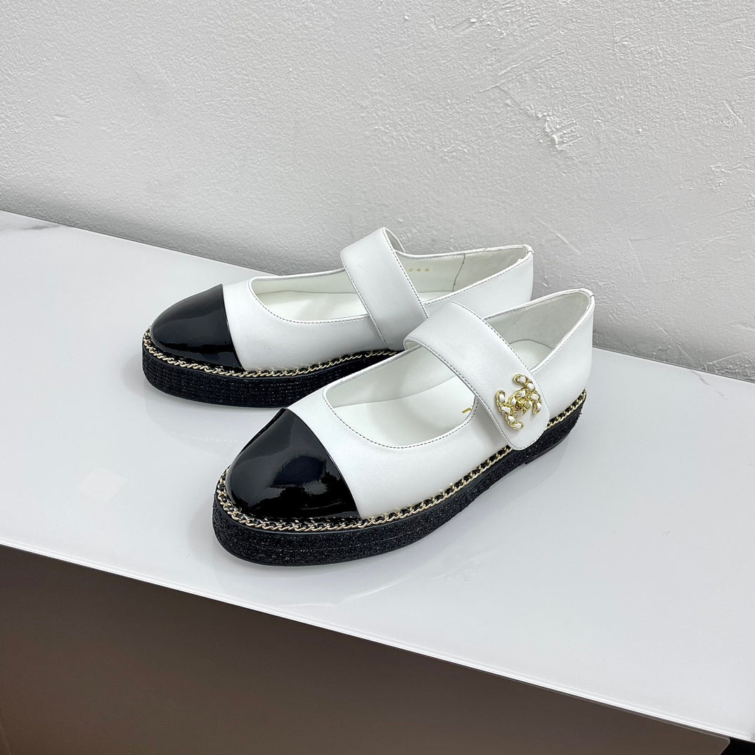 ROUND-TOE MARY JANE BLACK MIX WHITE CALFSKIN