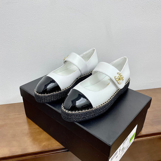 ROUND-TOE MARY JANE BLACK MIX WHITE CALFSKIN