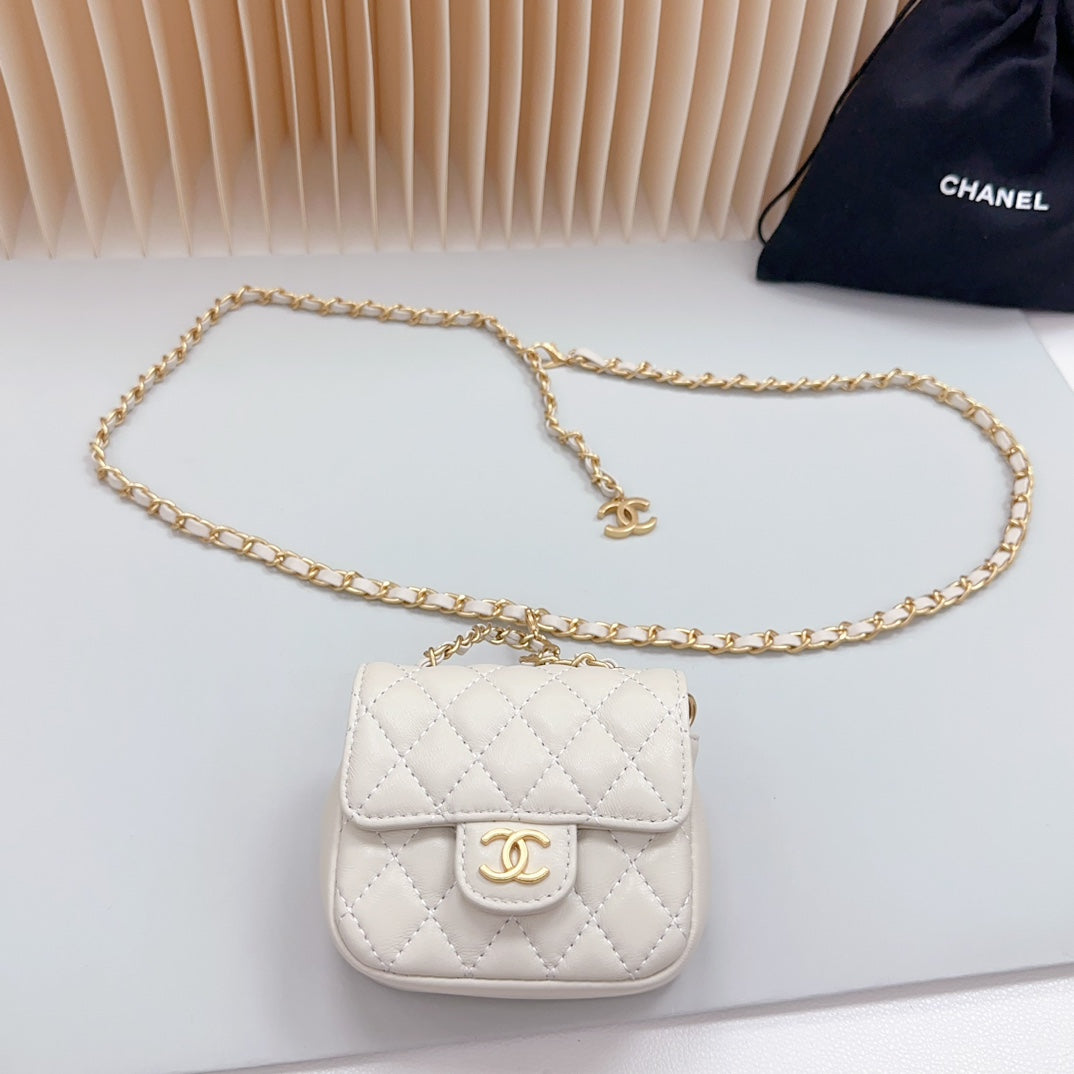 cc chain belt white quilted lambskin bag