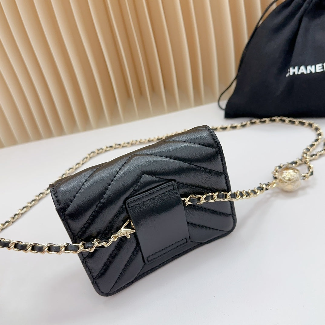 cc 2.55 belt black chevron lambskin bag