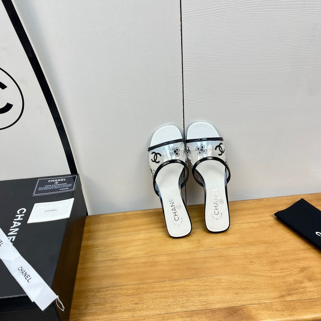 mule sandal 45 white black pcv and calfskin