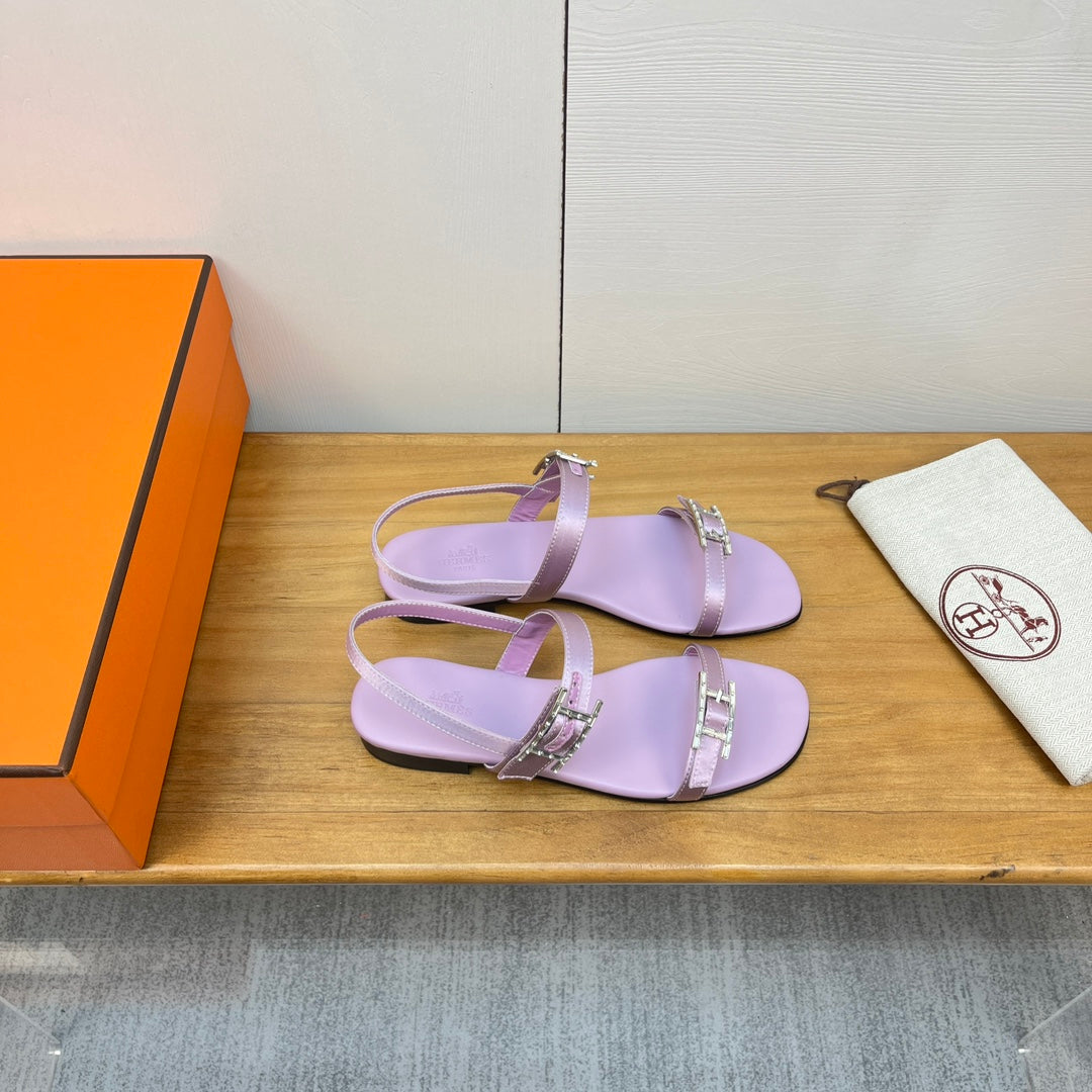 BUCKLE SANDAL LAVENDER CALFSKIN