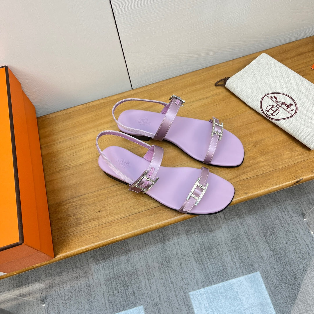 BUCKLE SANDAL LAVENDER CALFSKIN