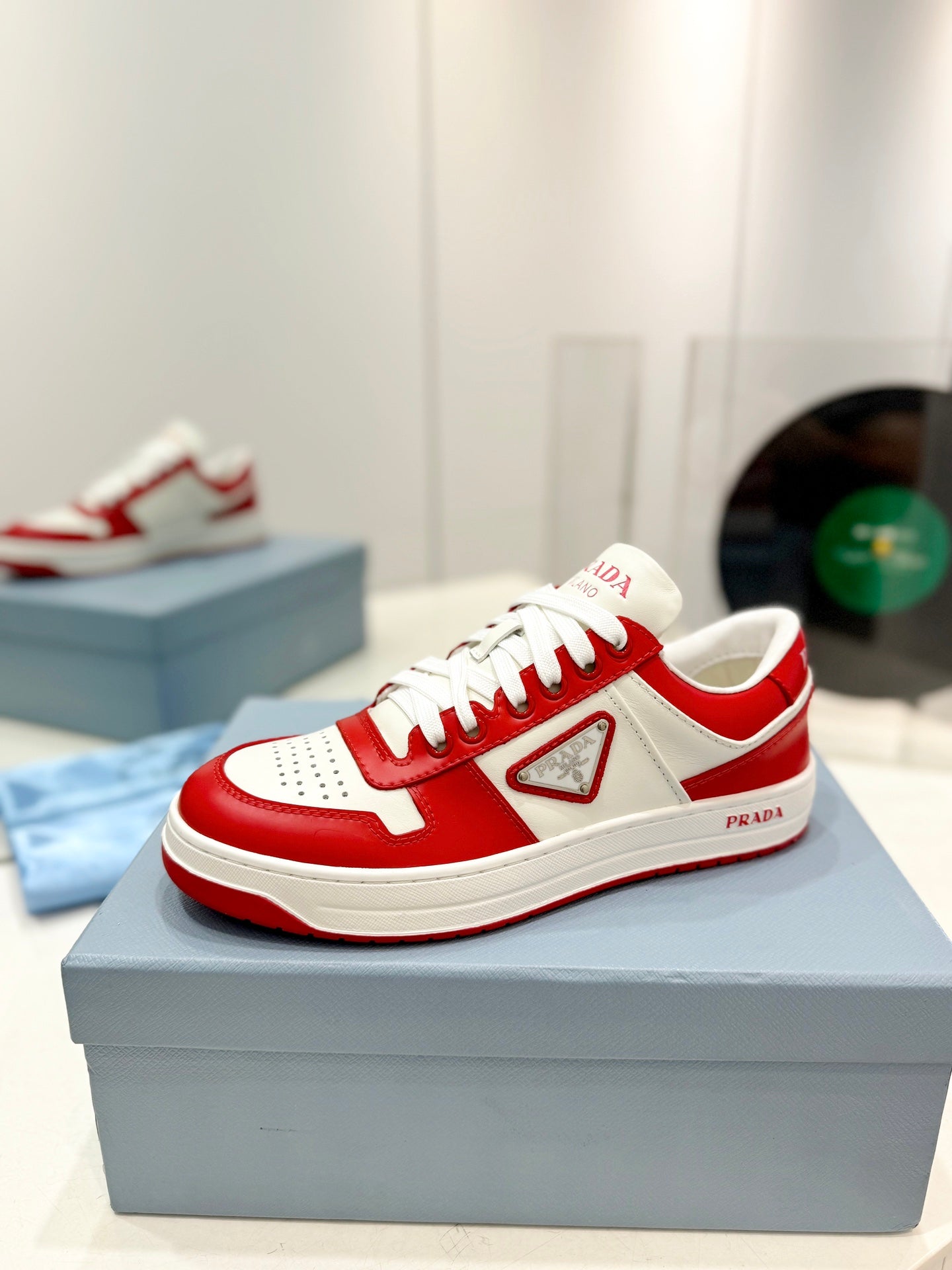 PRA DOWNTOWN NAPPA SNEAKERS WHITE AND RED CALFSKIN