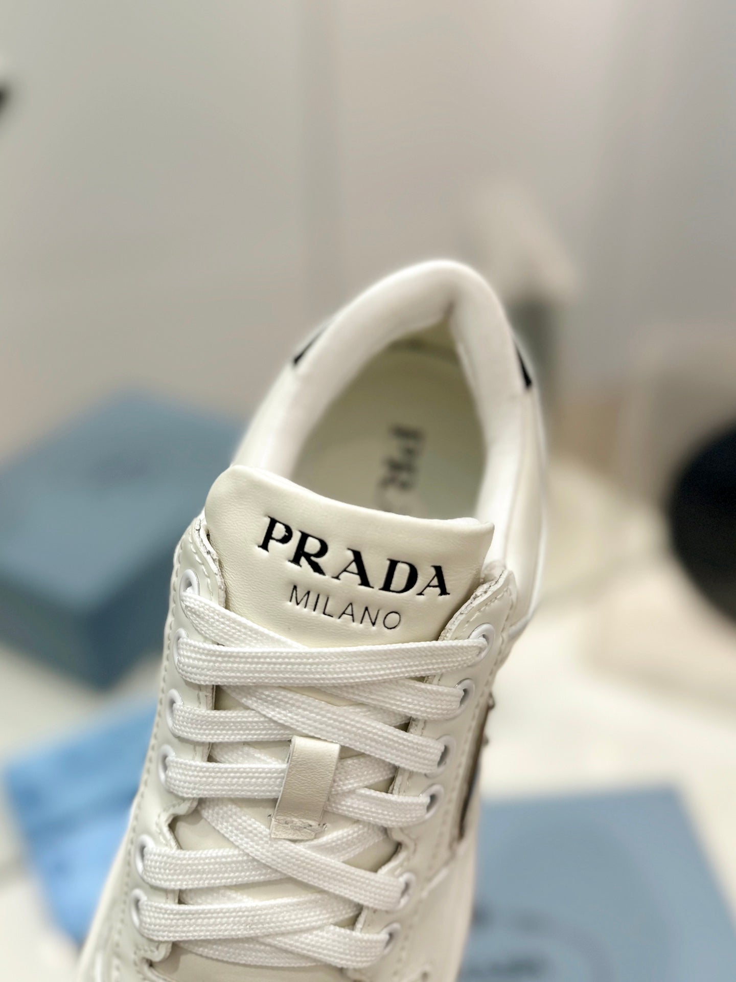 PRA DOWNTOWN NAPPA SNEAKERS WHITE CALFSKIN