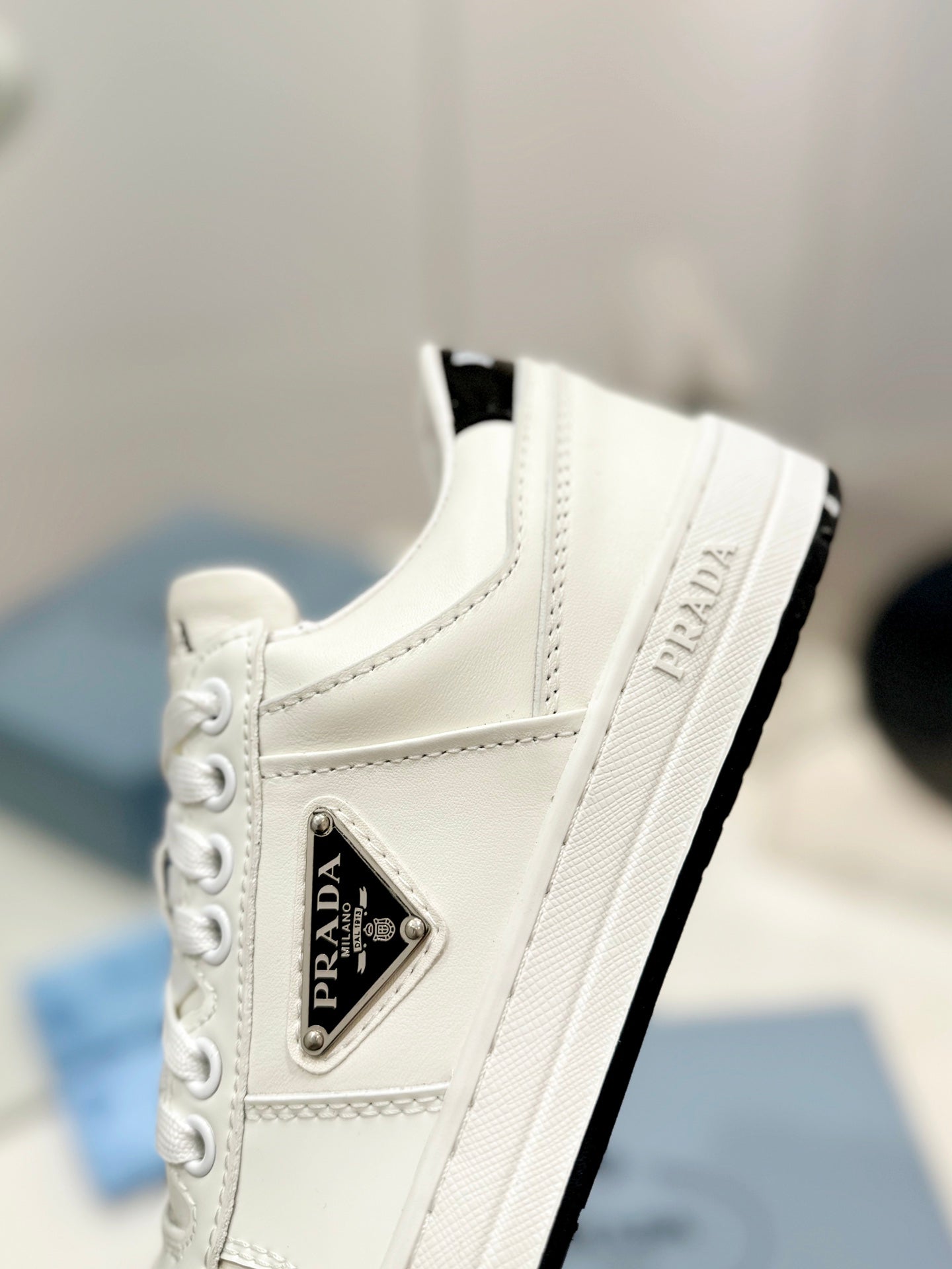 PRA DOWNTOWN NAPPA SNEAKERS WHITE CALFSKIN