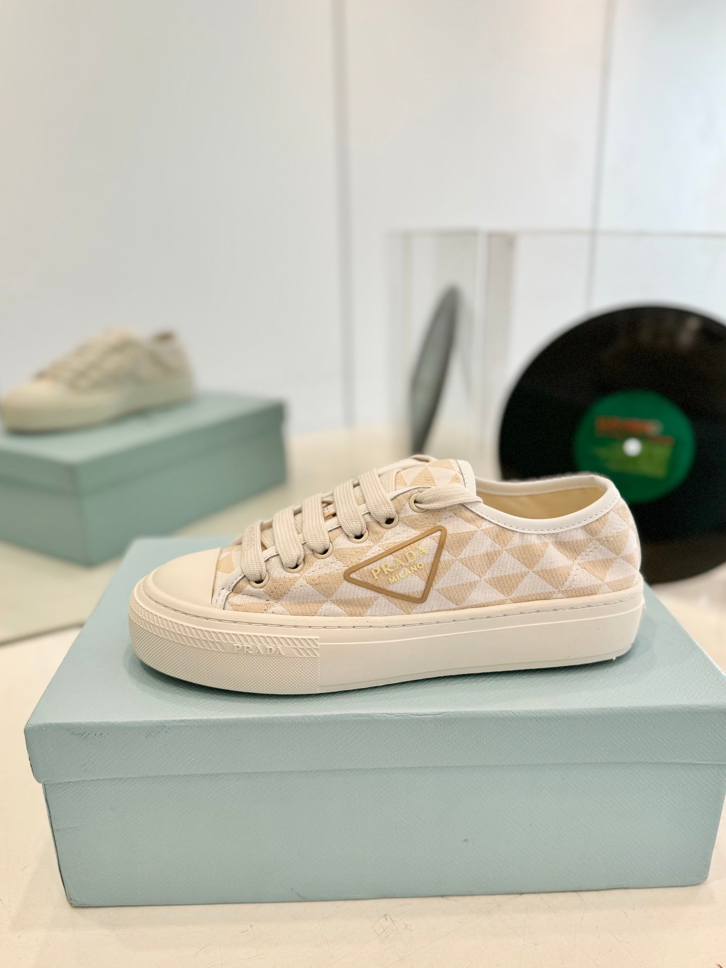 PRA PRINTED COTTON SNEAKERS BEIGE AND NUDE TRIANGLE CANVAS