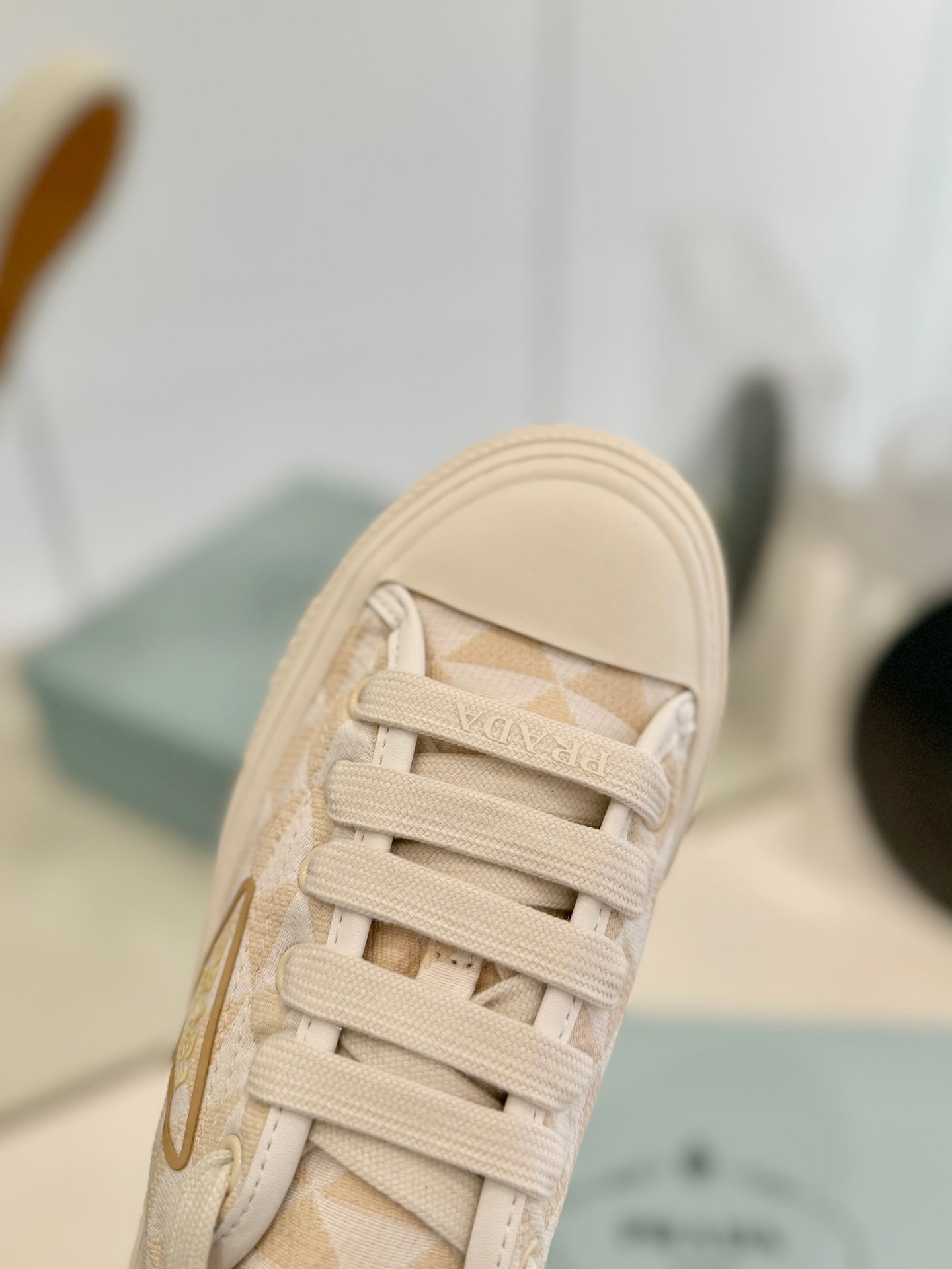 PRA PRINTED COTTON SNEAKERS BEIGE AND NUDE TRIANGLE CANVAS