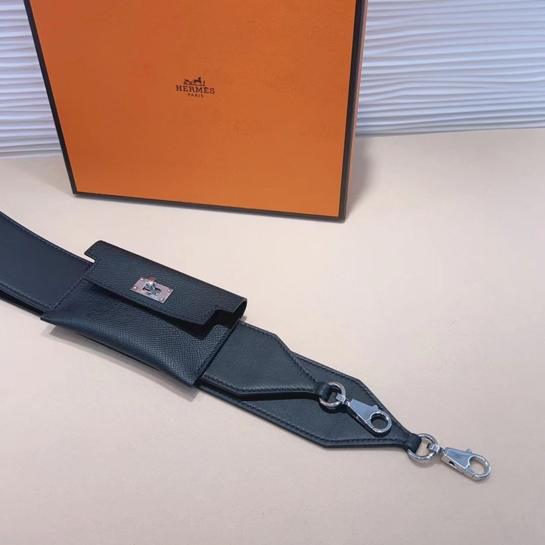 kelly pocket 50mm black epsom silver hardware shoulder strap