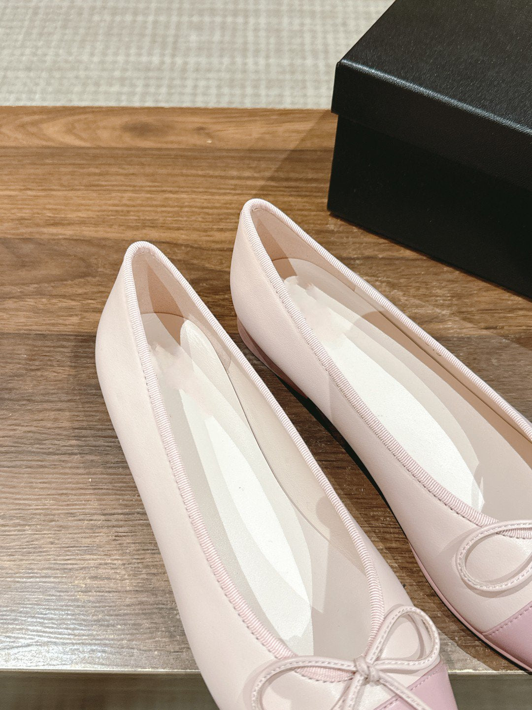 ballet flat light pink lambskin