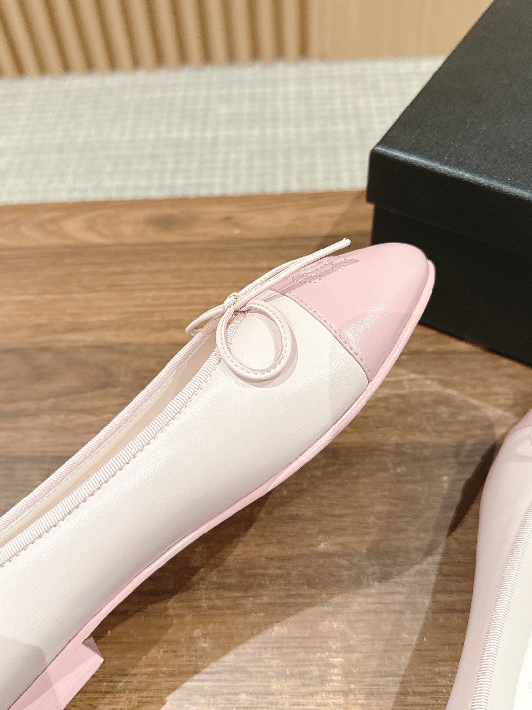 ballet flat light pink lambskin