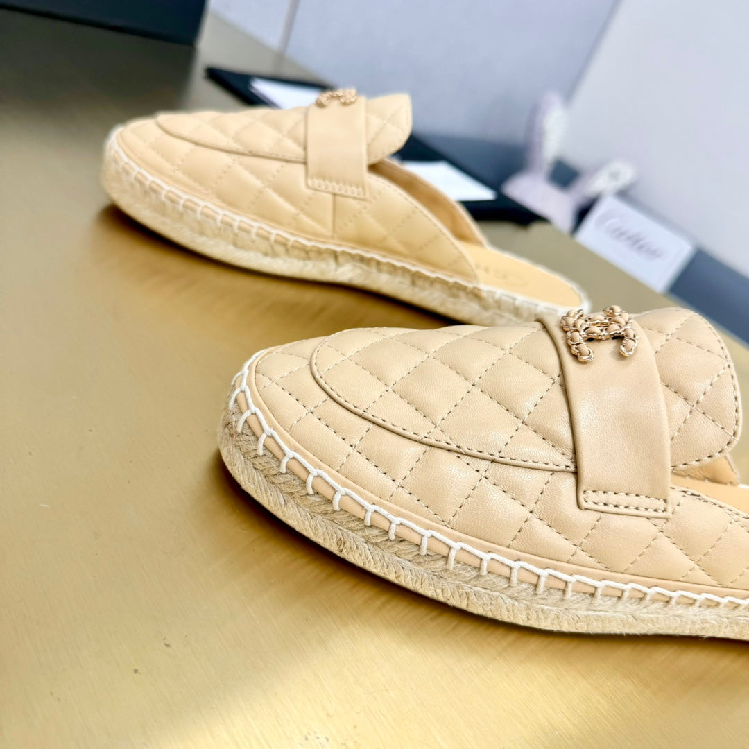 mule beige quilted calfskin