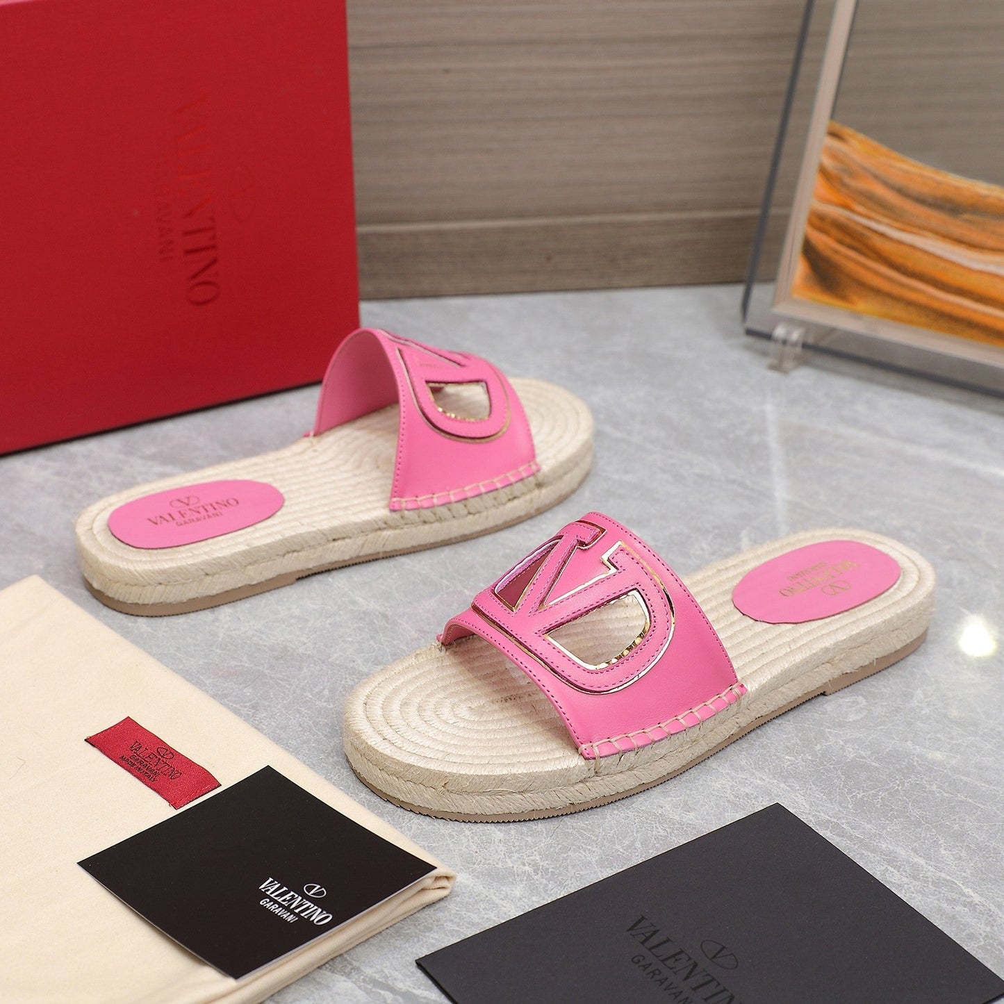 Vlogo Cut-Out Slide 20 Pink Calfskin Beige Sole Raffia