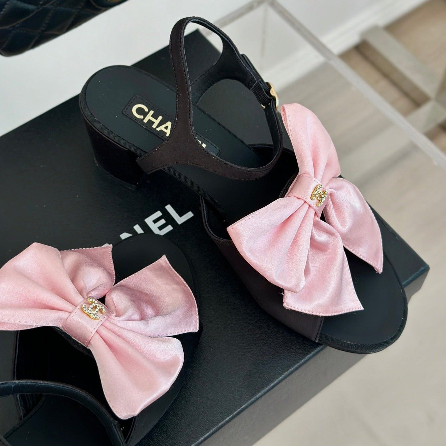 cc pink big bow slingback sandal 60 black lambskin