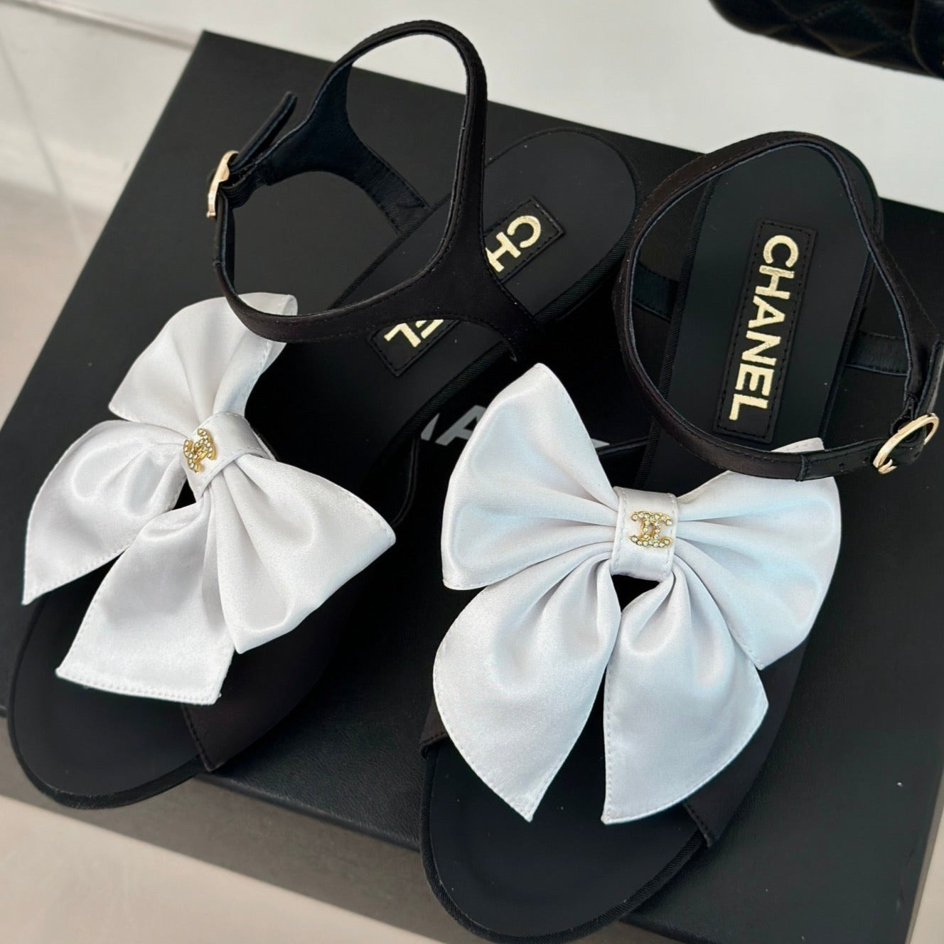 cc white big bow slingback sandal 60 black lambskin