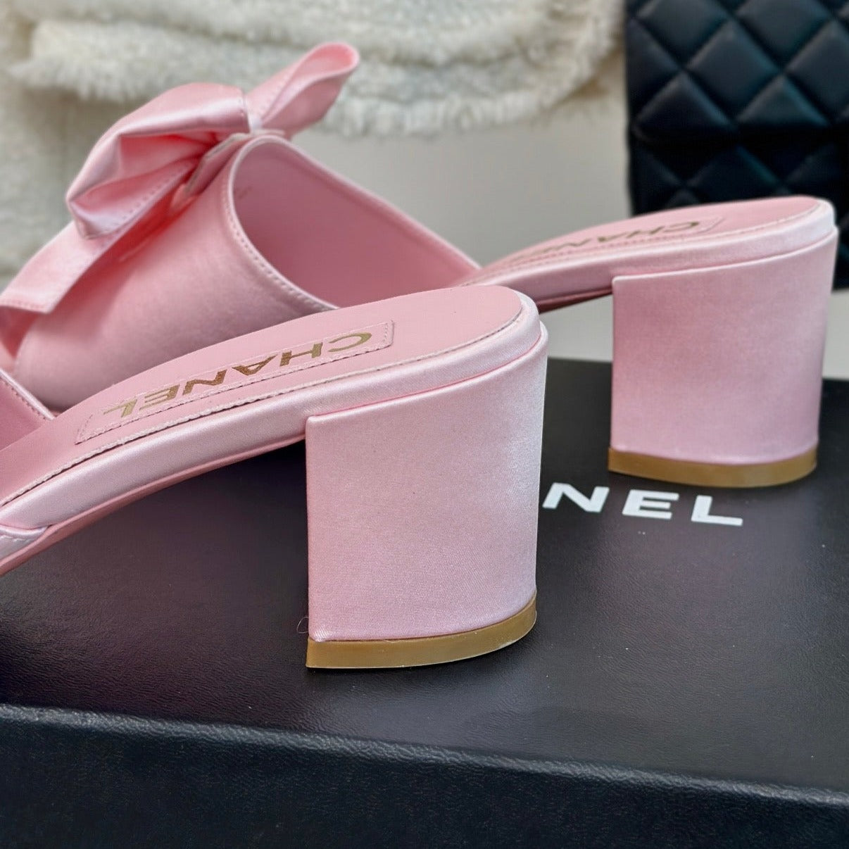 cc big bow sandal 60 pink lambskin