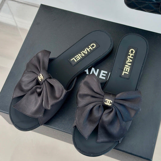 cc big bow flat sandals black lambkin