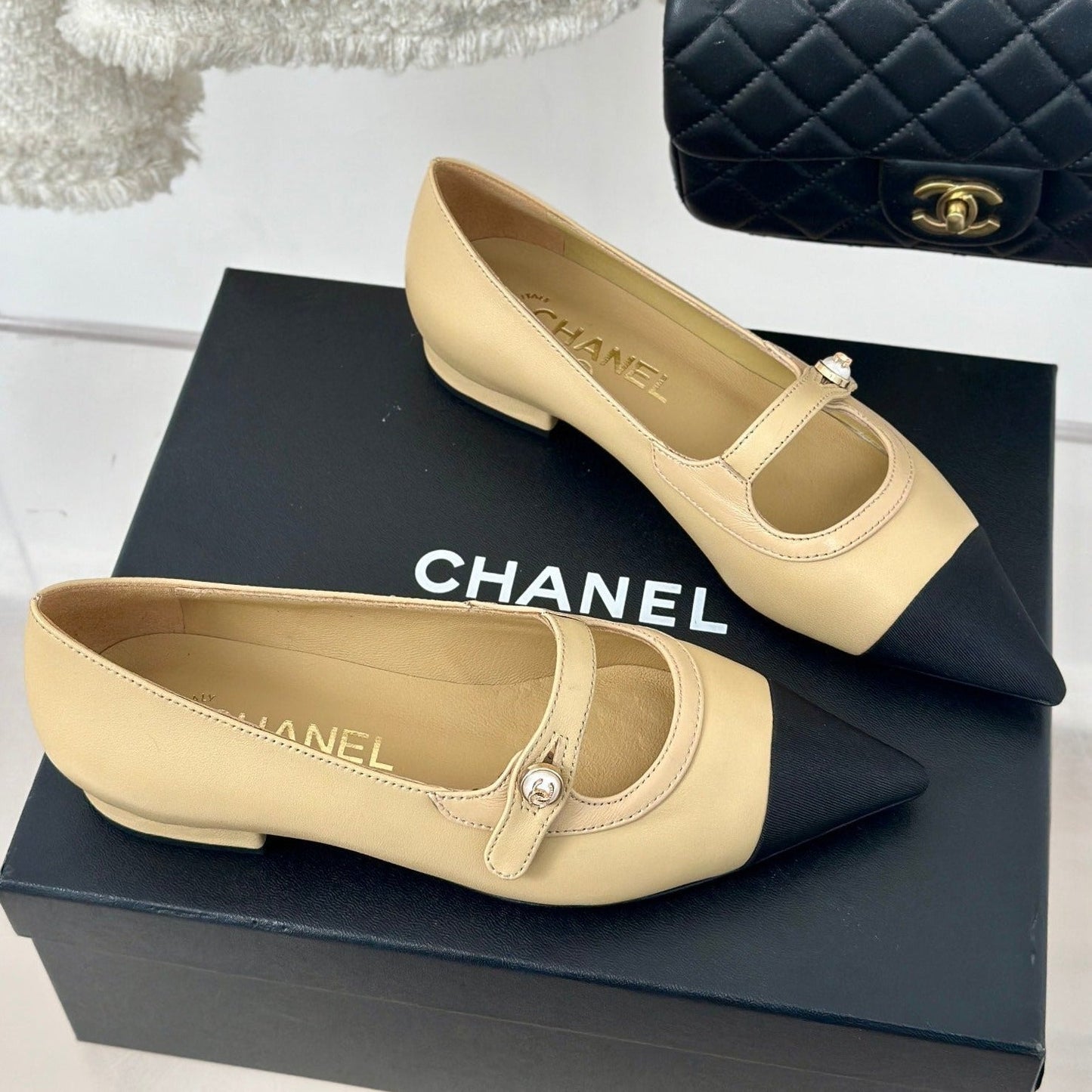 cc mary jane pointed toe beige calfskin black grosgrain