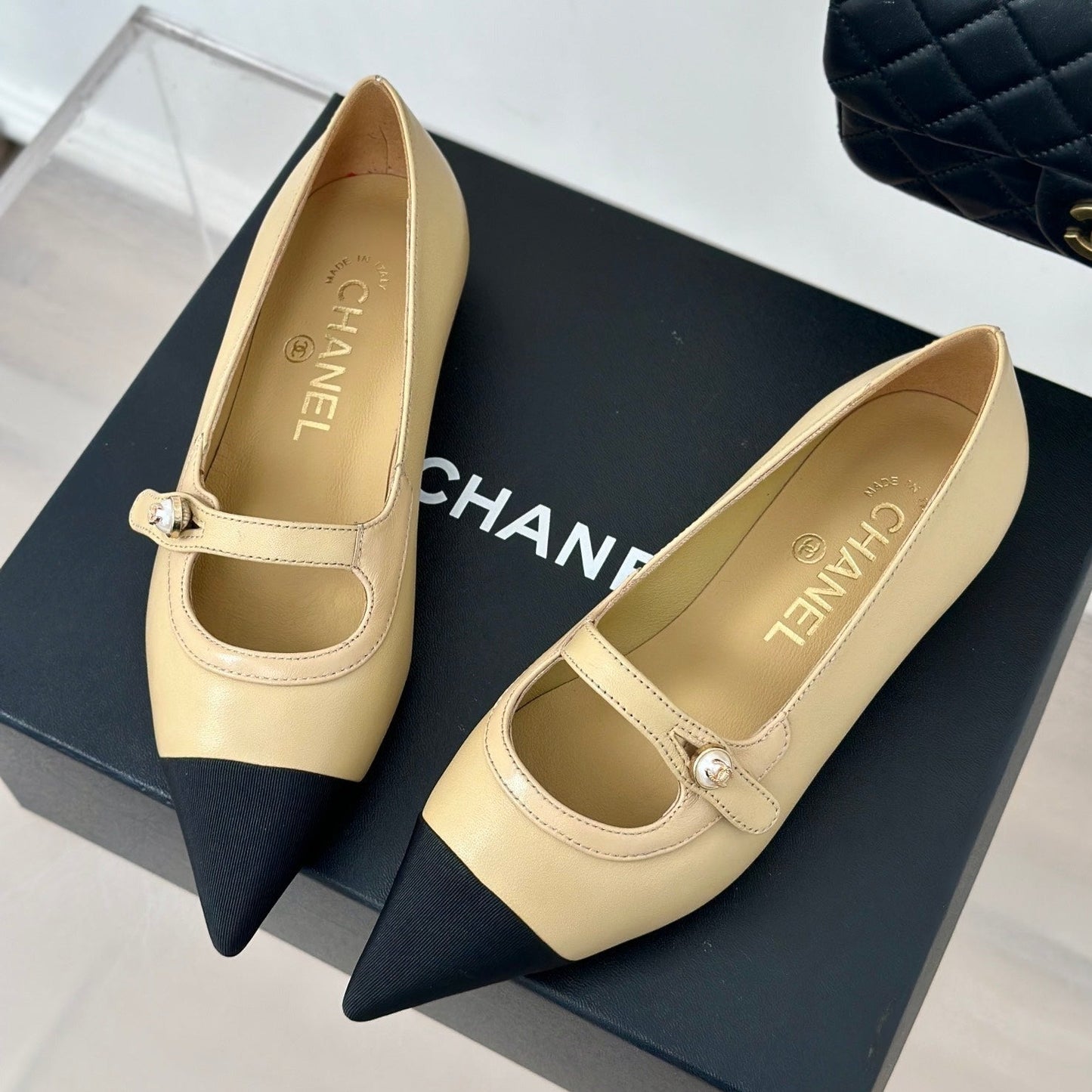 cc mary jane pointed toe beige calfskin black grosgrain