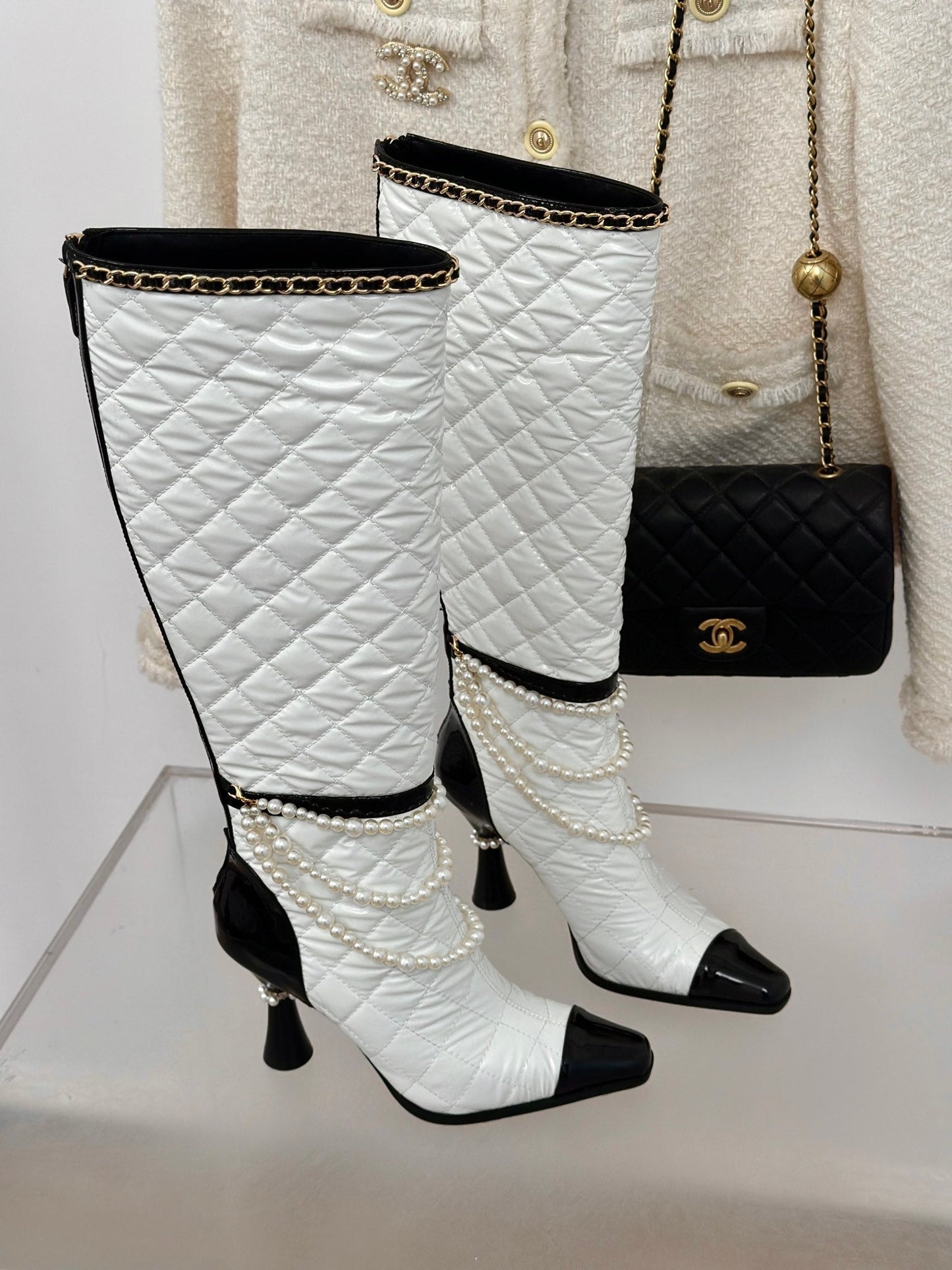 CC High Boots 80mm White Wrinkled Quilted Calfskin