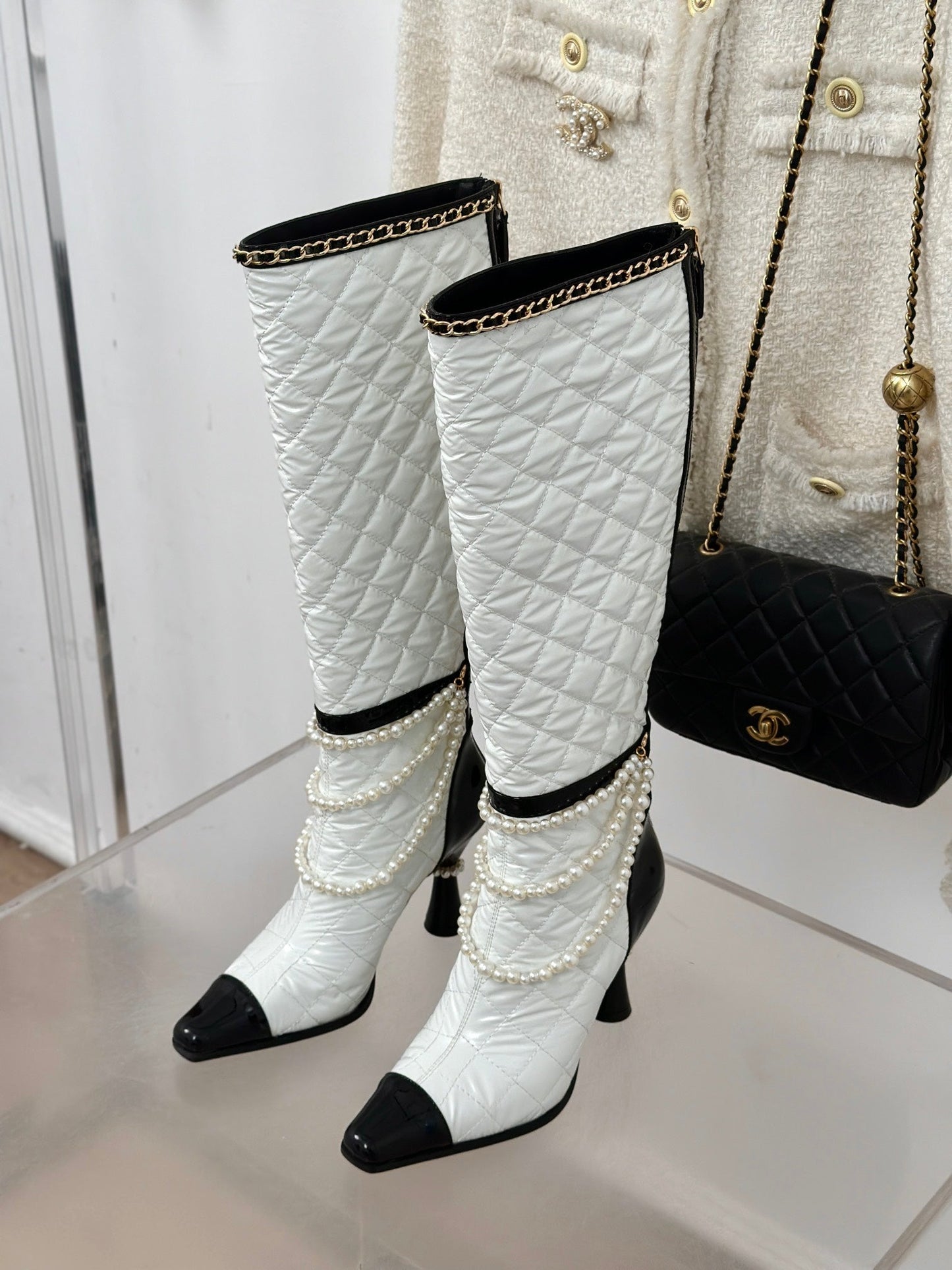 CC High Boots 80mm White Wrinkled Quilted Calfskin