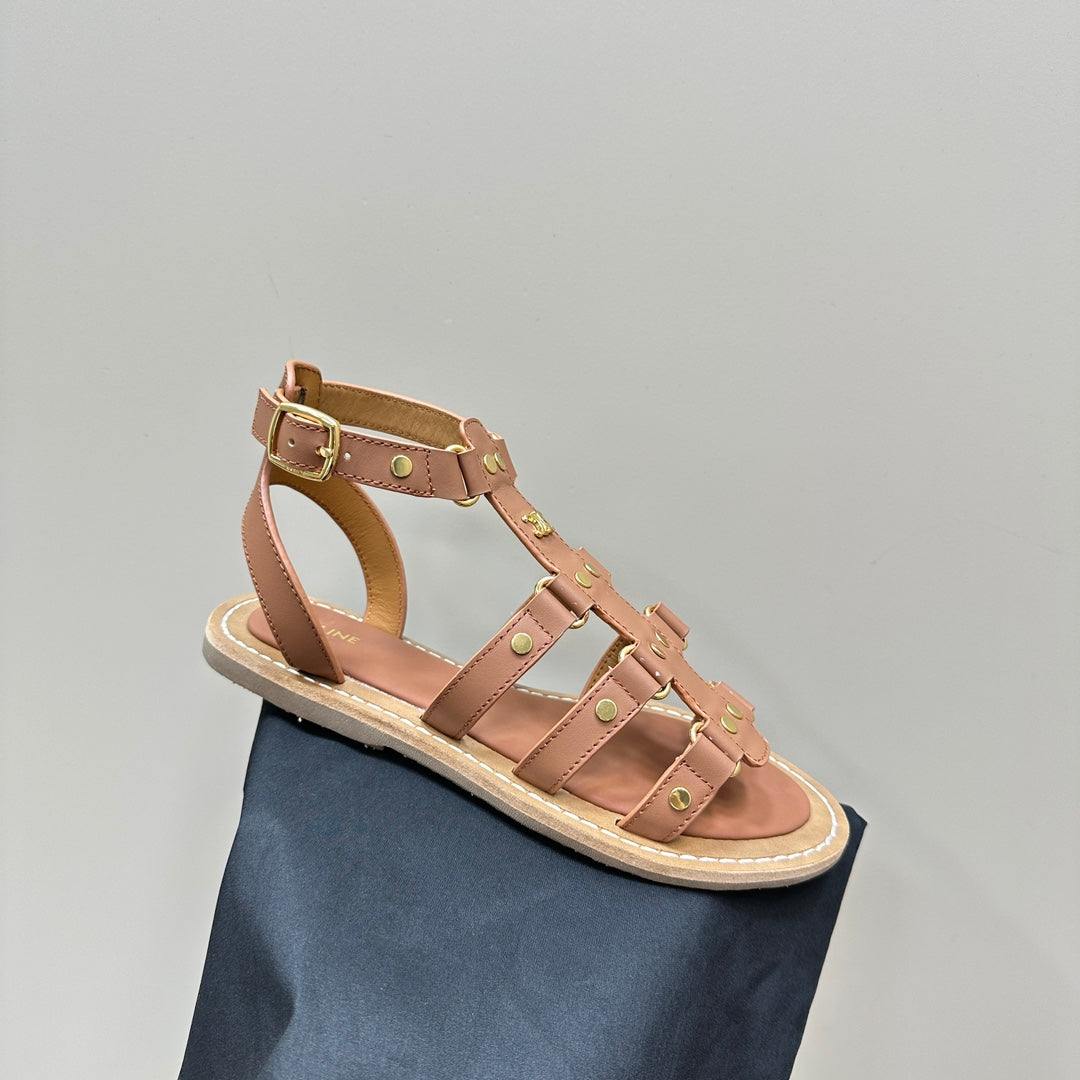 TRIUMPH FLAT SANDALS IN DESERT SAND CALFSKIN