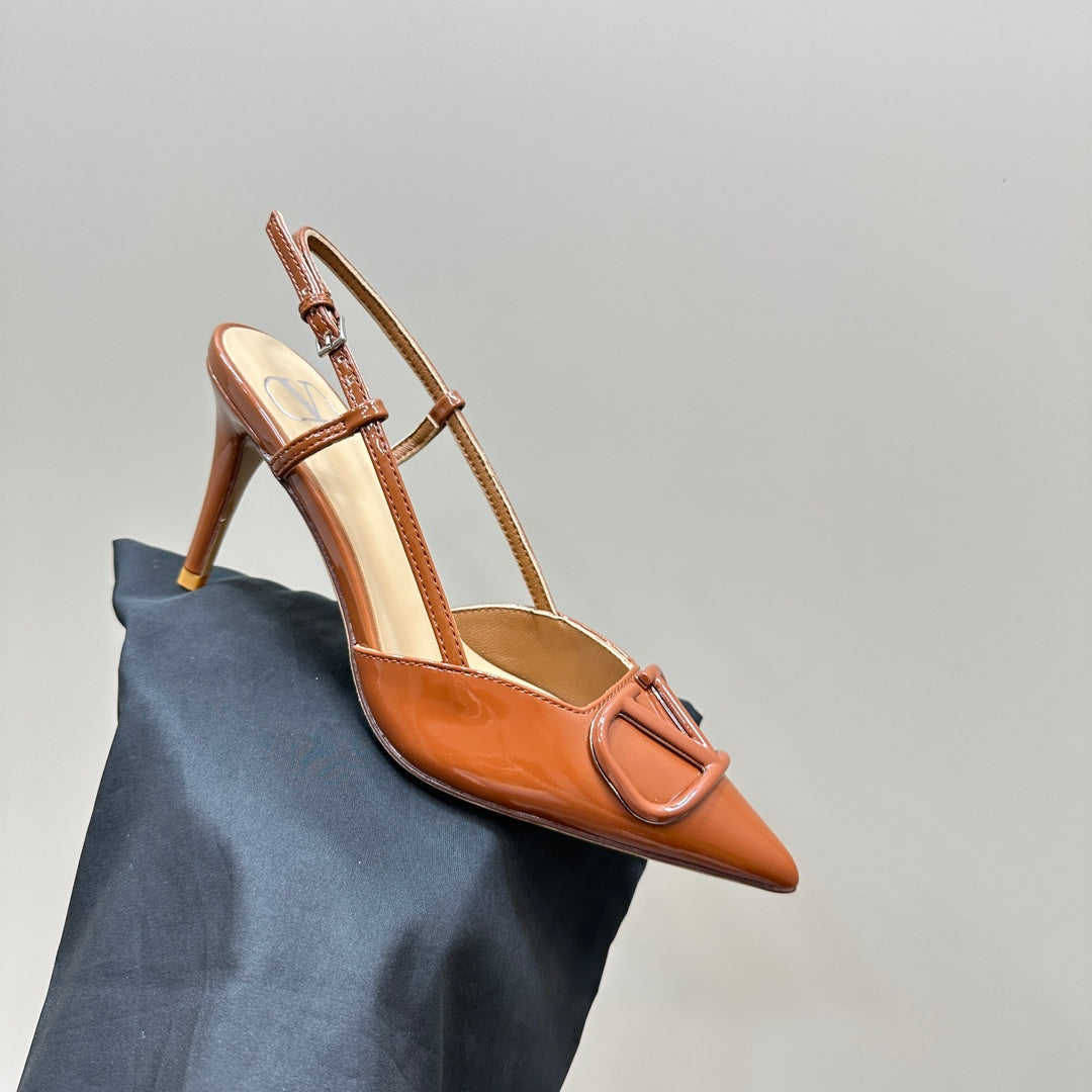 VLOGO SIGNATURE GINGER ORANGE PATENT LEATHER SLINGBACK PUMP 80MM