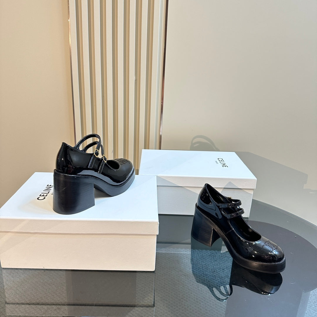 TESS BABIES IN BLACK PATENT CALFSKIN