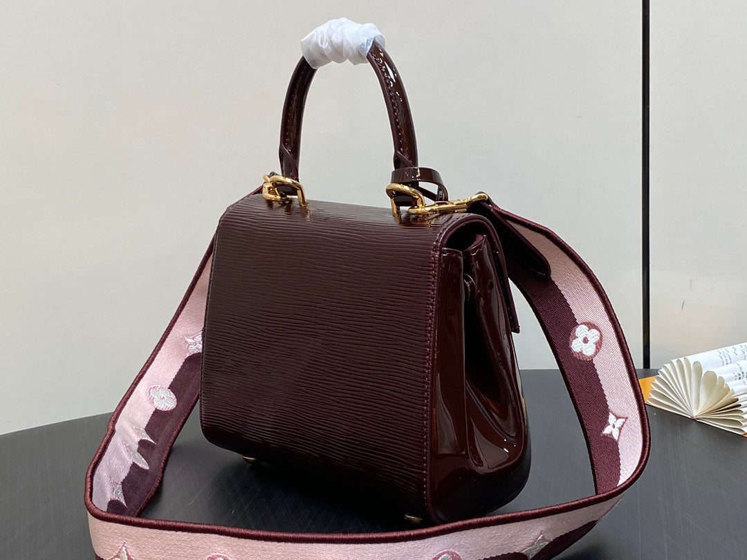 cluny mini 20cm bordeaux epi calfskin