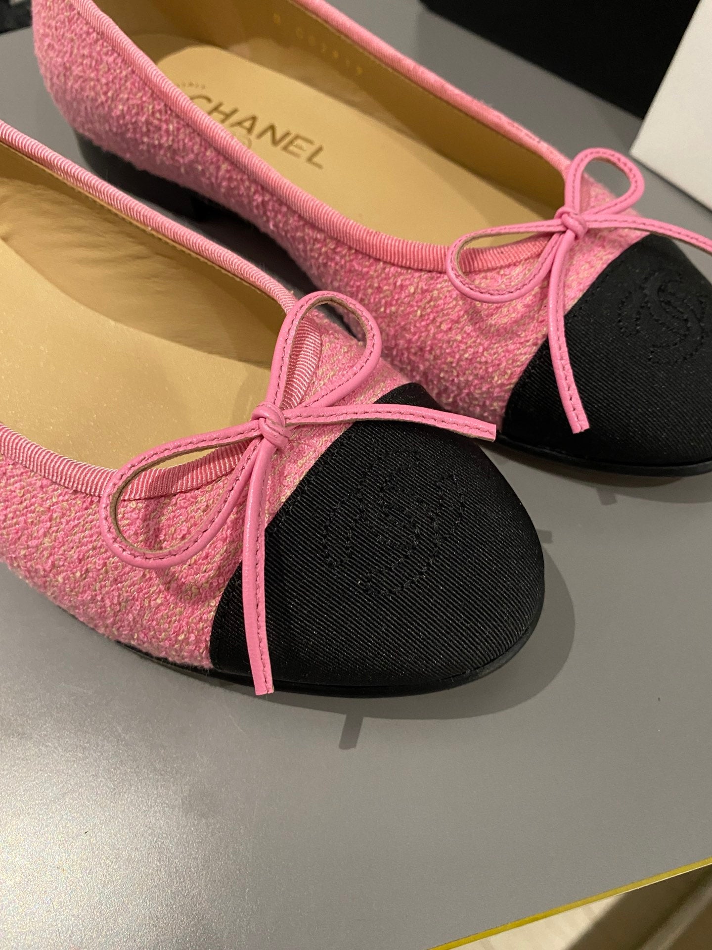 ballet flat pink embroidered fabric black grosgrain