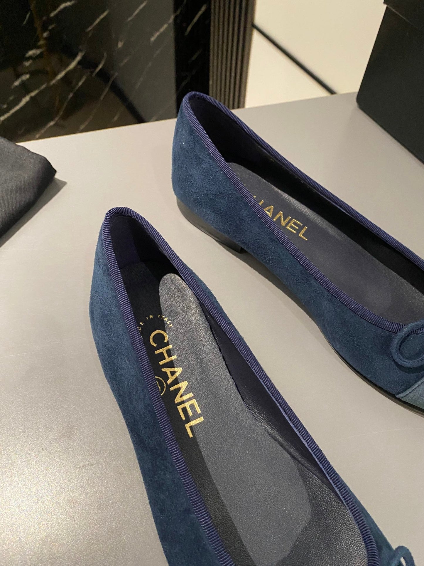 ballet flat dark blue suede calfskin