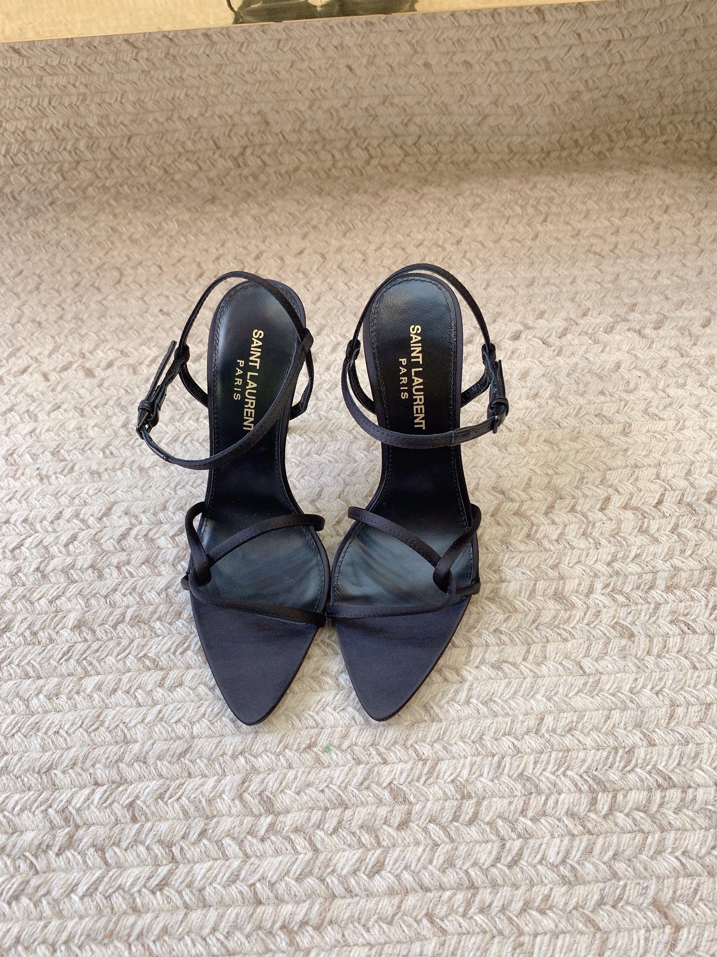 STRAPPY HIGH HEEL SANDALS IN BLACK SILK