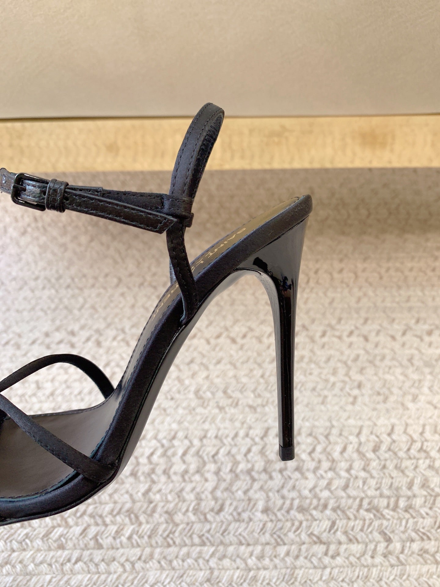 STRAPPY HIGH HEEL SANDALS IN BLACK SILK