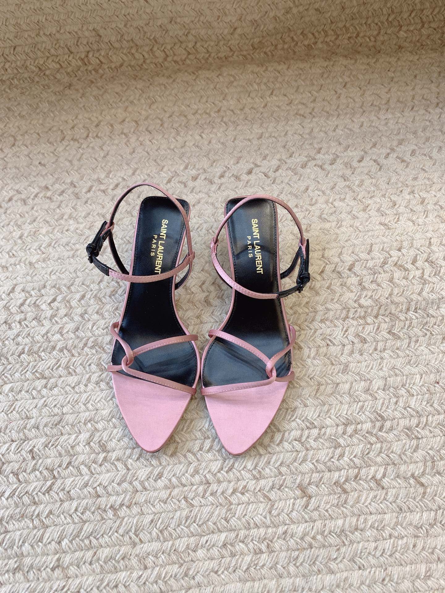 STRAPPY MID HEEL SANDALS IN PINK SILK