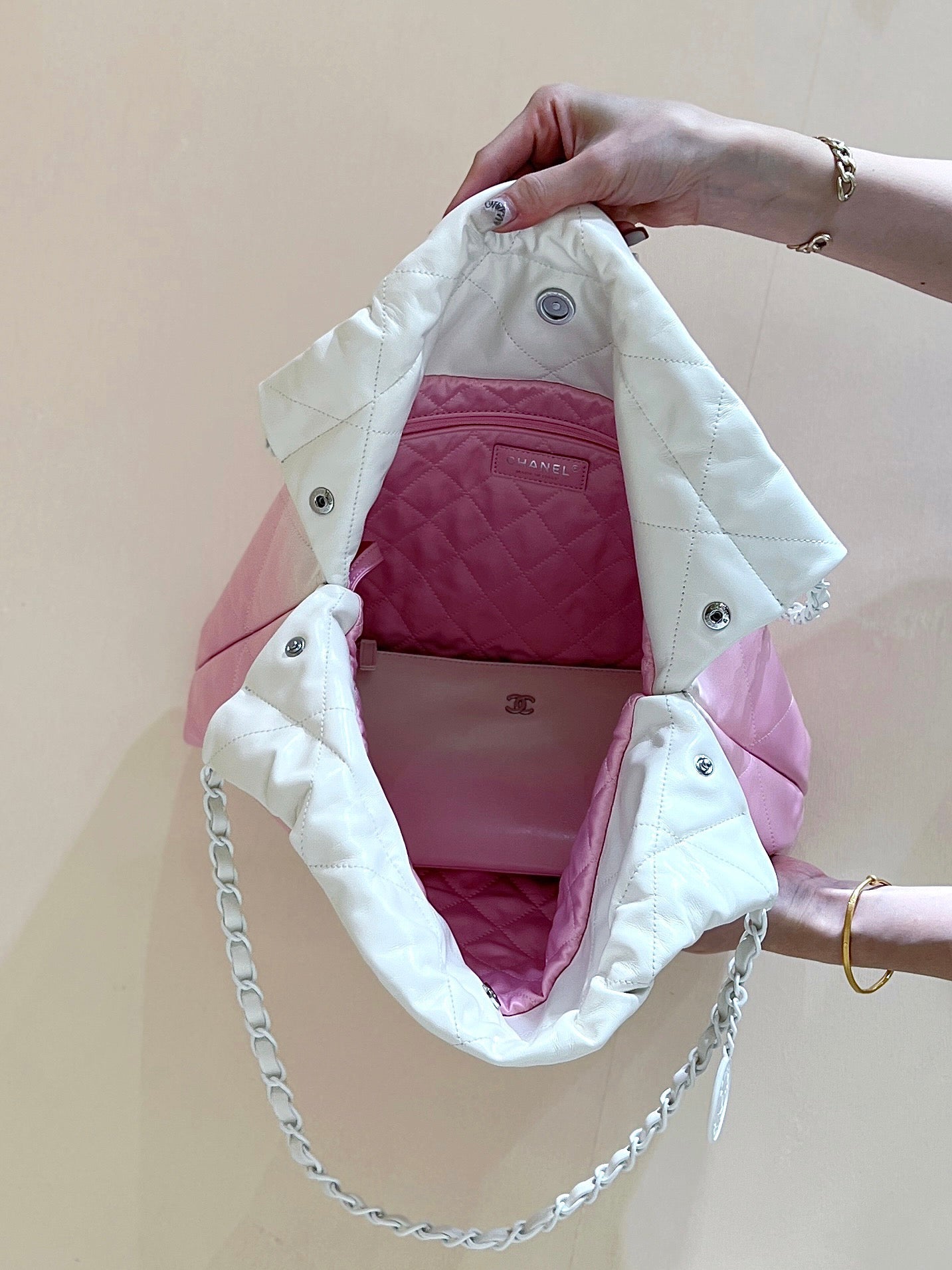 cc22 hobo bag pink white lambskin silver hardware