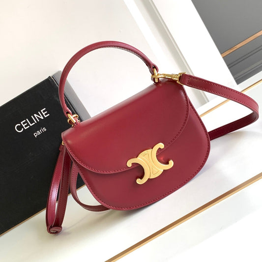 TEEN CHAIN BESACE TRIOMPHE 15.5CM RED CALFSKIN