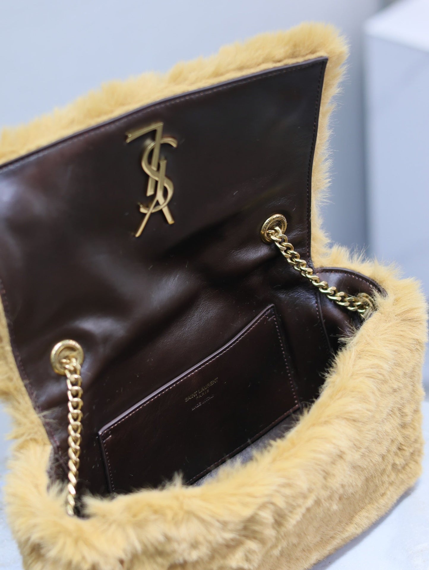 KATE SMALL BAG 22 IN PEANUT BROWN RABBIT FUR GOLD CHAIN