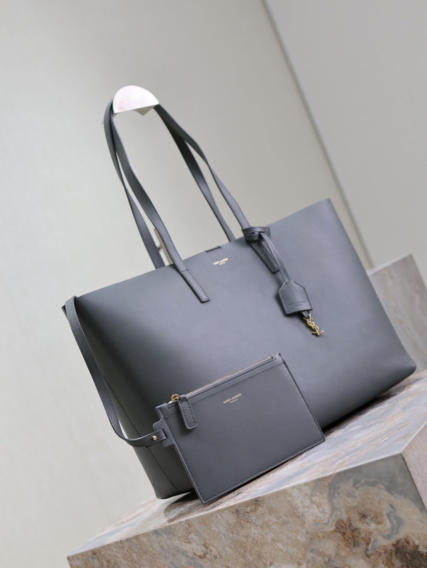 SHOPPING TOTE BAG 38 IN GRAY CALFSKIN