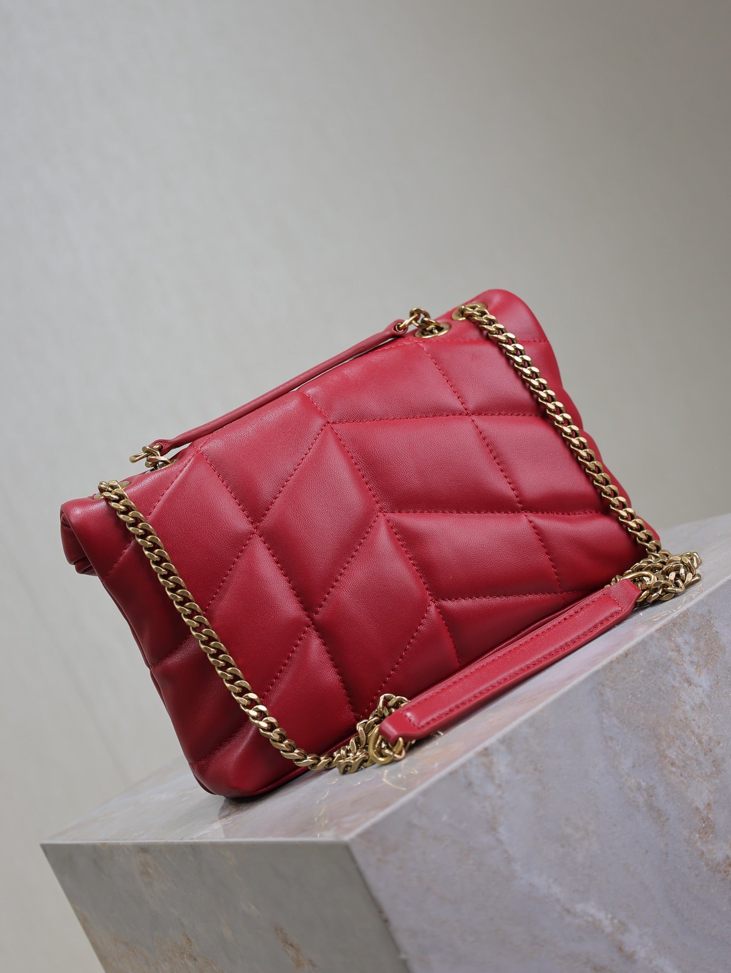 PUFFER TOY 23 IN RED LAMBSKIN GOLD HARDWARE