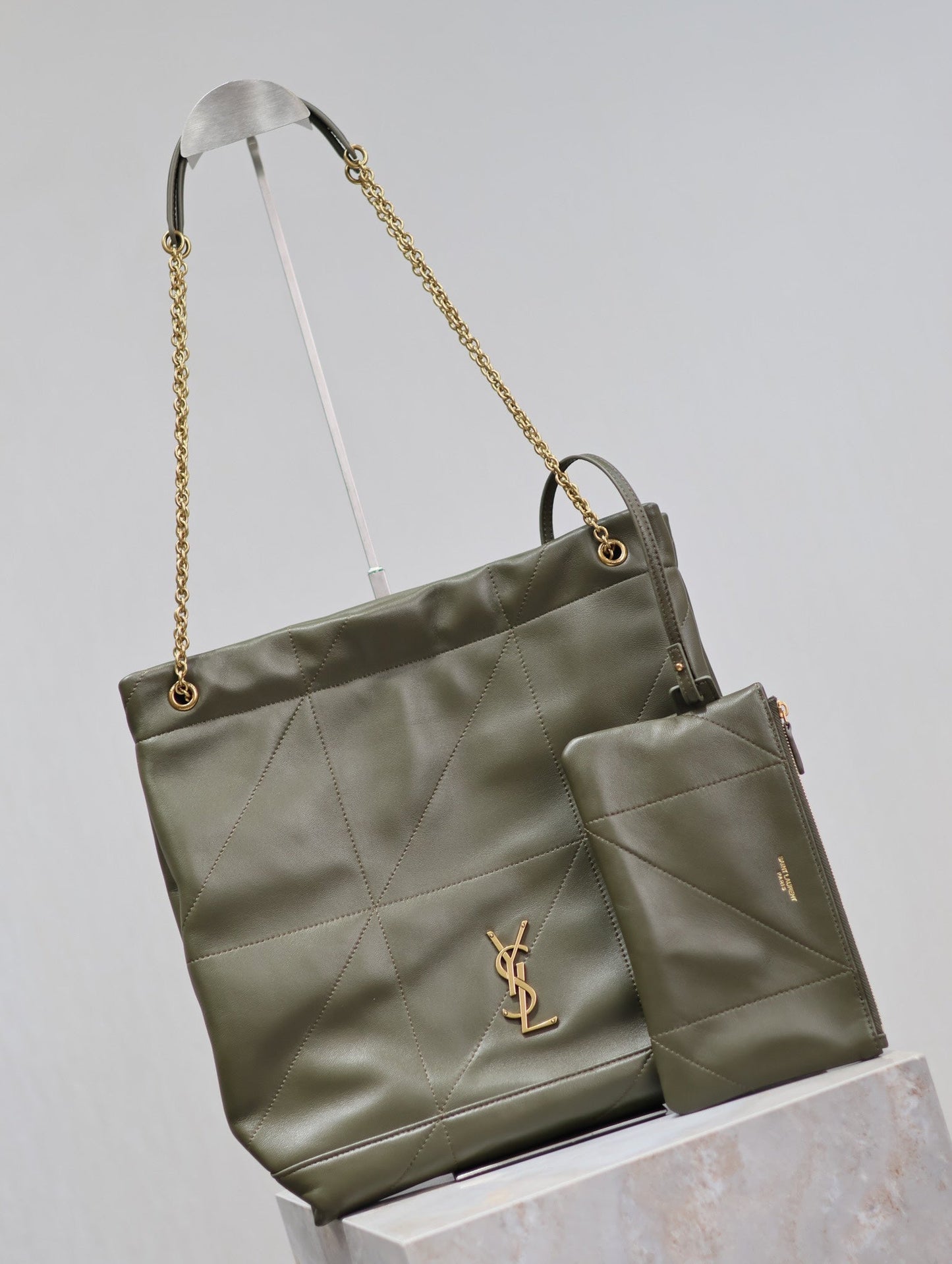 JAMIE POCHON 38 IN ARMY GREEN LAMBSKIN GOLD HARDWARE