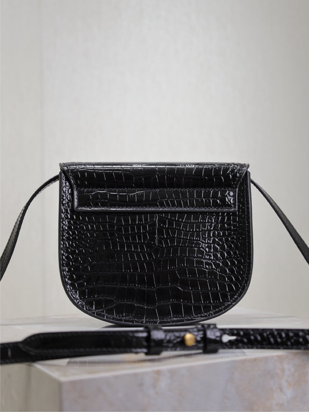 KAIA SMALL CROCODILE PATTERN BAG 18 IN BLACK GLOSSY CALFSKIN COPPER HARDWARE