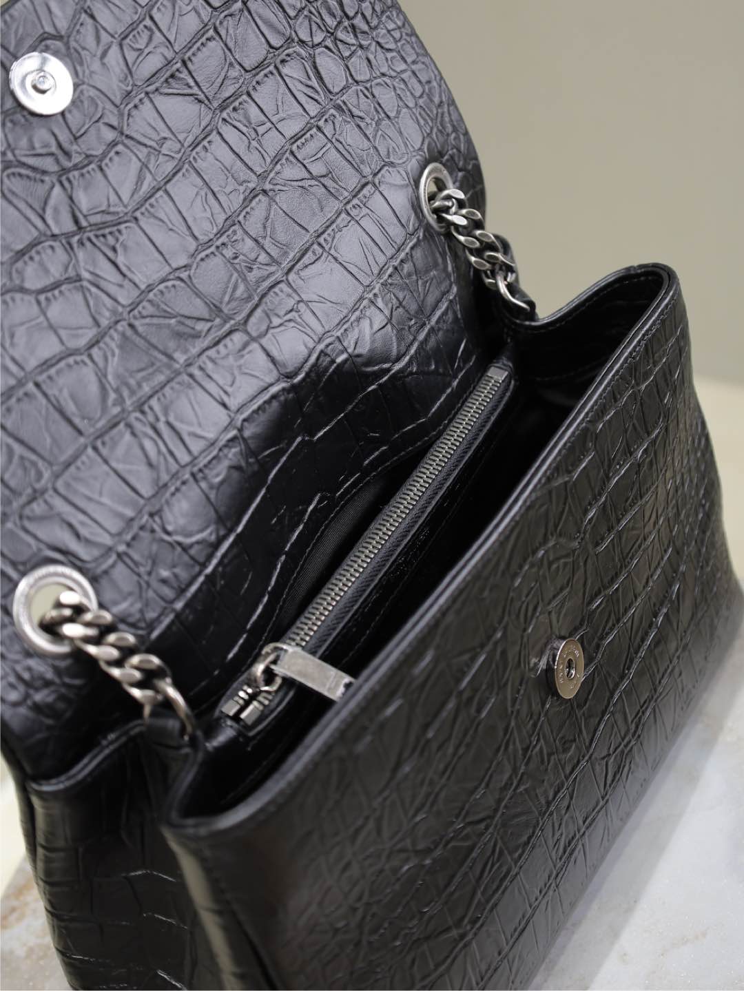 WEST HOLLYWOOD BAG 28 IN BLACK CROCODILE TEXTURED CALFSKIN SILVER HARDWARE