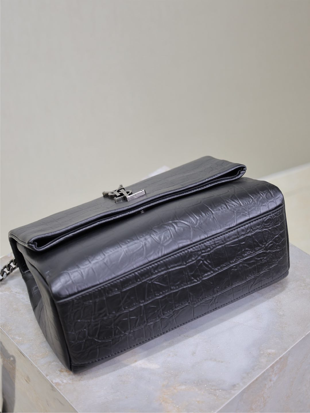 WEST HOLLYWOOD BAG 24 IN BLACK CROCODILE TEXTURED CALFSKIN SILVER HARDWARE