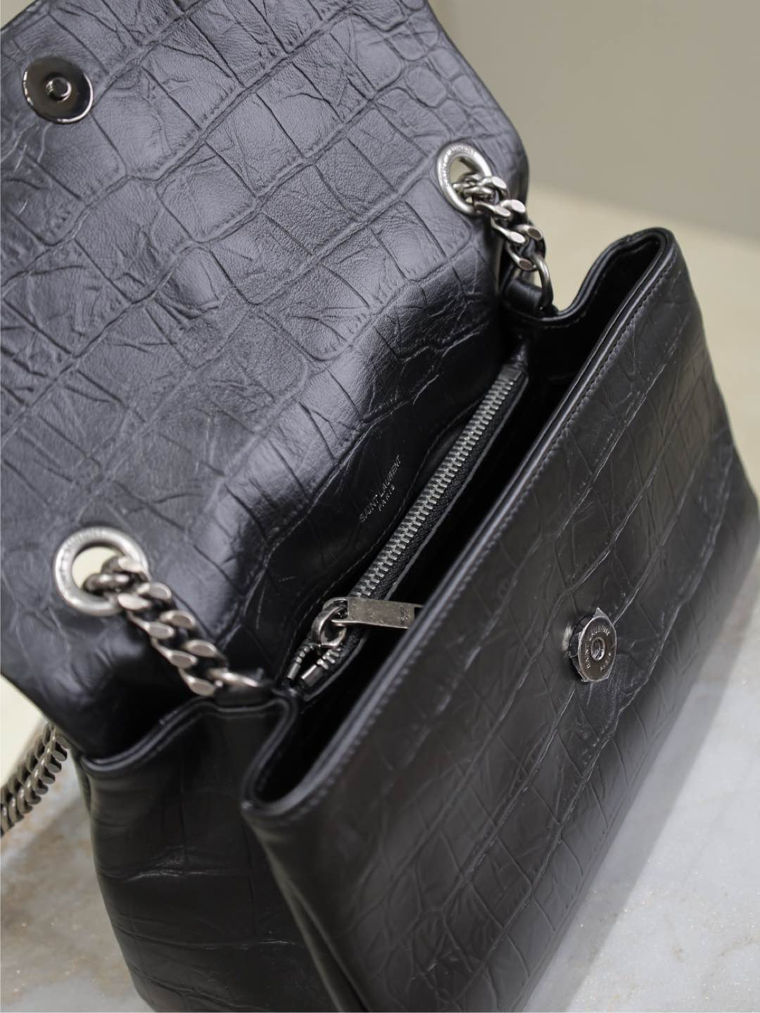 WEST HOLLYWOOD BAG 24 IN BLACK CROCODILE TEXTURED CALFSKIN SILVER HARDWARE