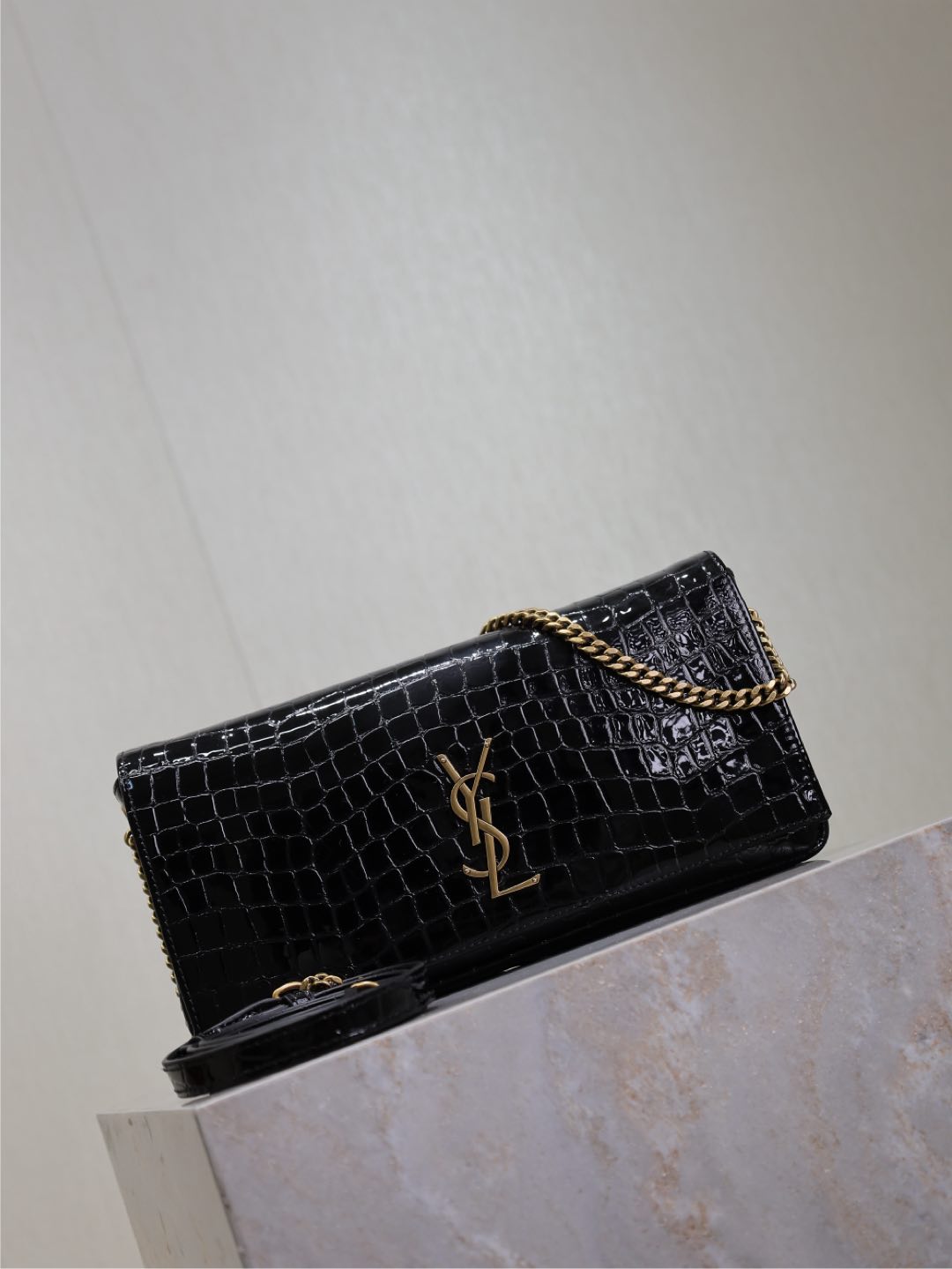 KATE 99 MEDIUM BAG 26 IN BLACK CROCODILE-EMBOSSED CALFSKIN COPPER HARDWARE