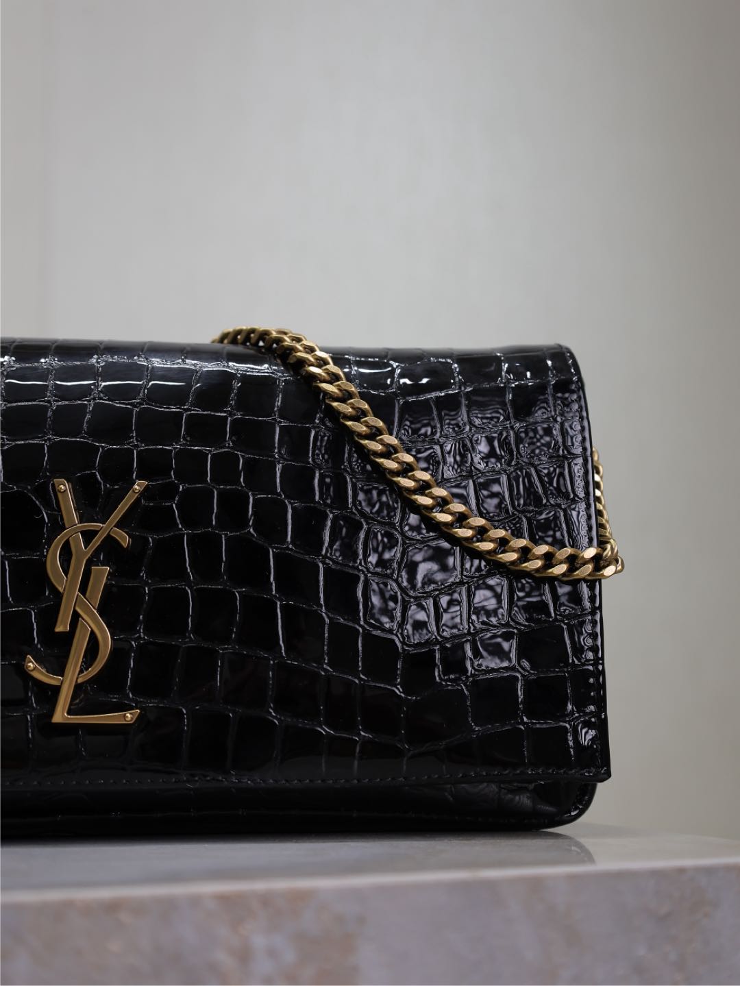 KATE 99 MEDIUM BAG 26 IN BLACK CROCODILE-EMBOSSED CALFSKIN COPPER HARDWARE