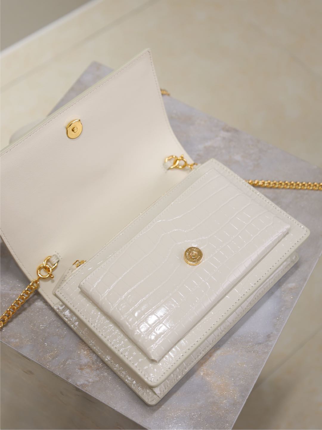 SUNSET SMALL BAG 19 IN WHITE CROCODILE-EMBOSSED CALFSKIN GOLD HARDWARE