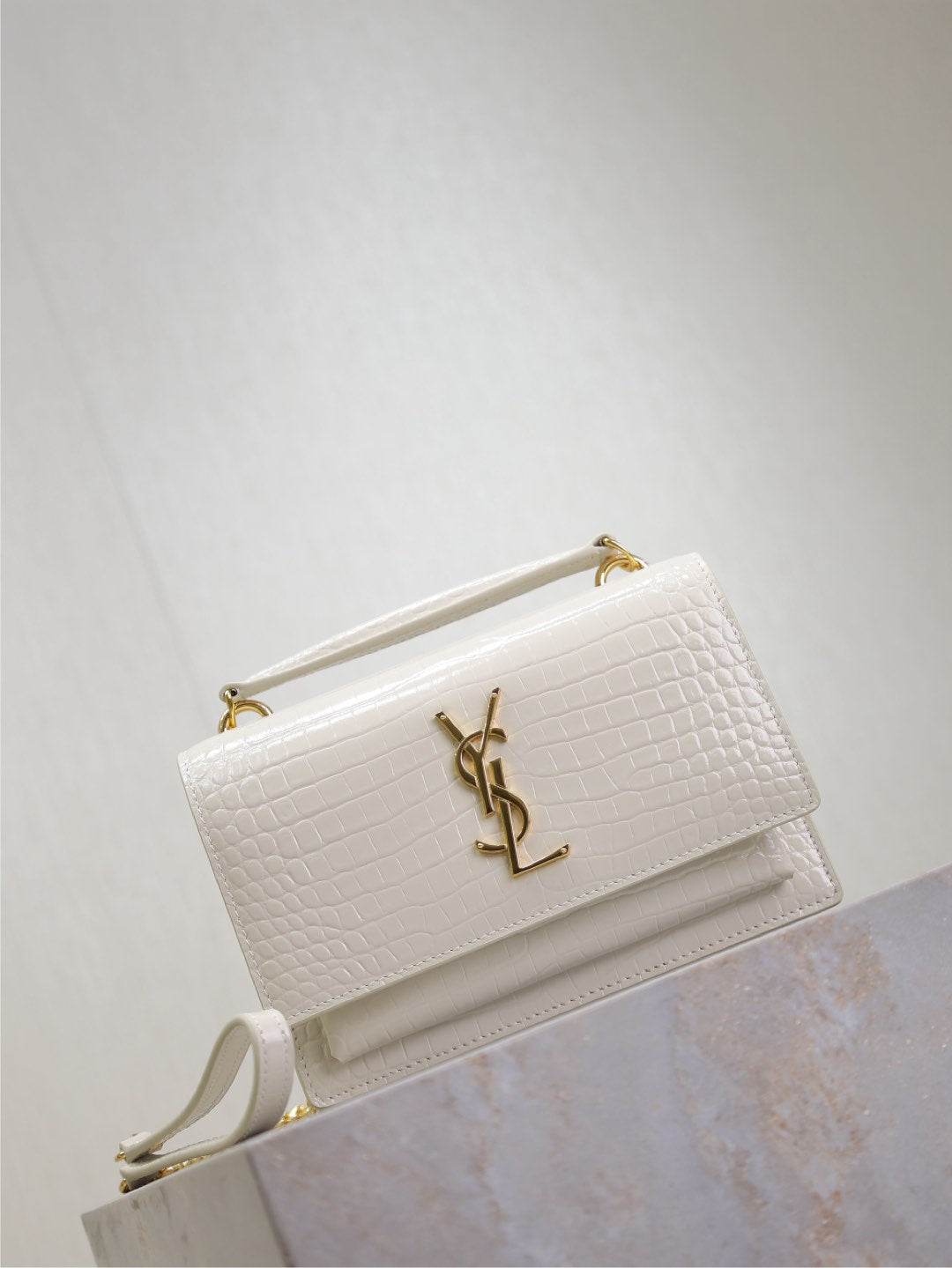 SUNSET SMALL BAG 19 IN WHITE CROCODILE-EMBOSSED CALFSKIN GOLD HARDWARE