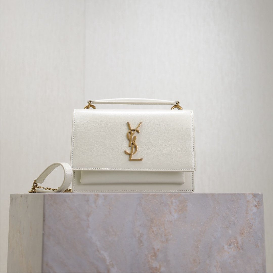 SUNSET SMALL BAG 19 IN WHITE CALFSKIN GOLD HARDWARE