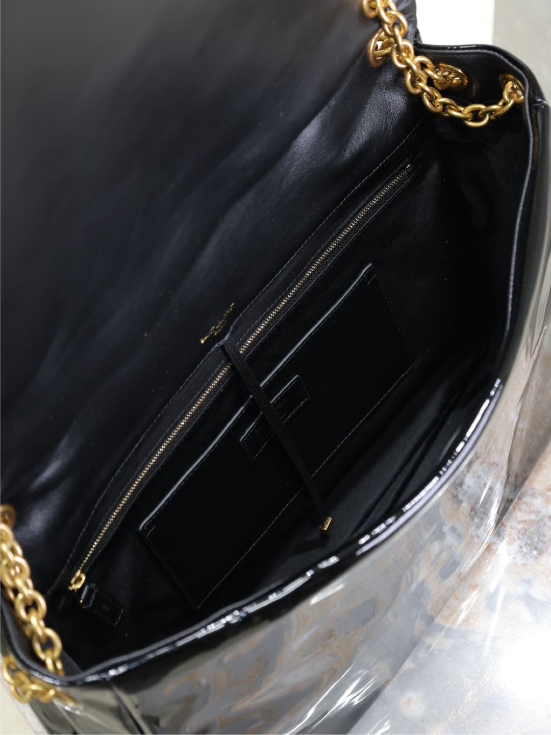 JAMIE 4.3 LARGE BAG 43 IN BLACK PATENT LAMBSKIN GOLD HARDWARE